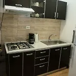 21 By The Sea * Mamaia