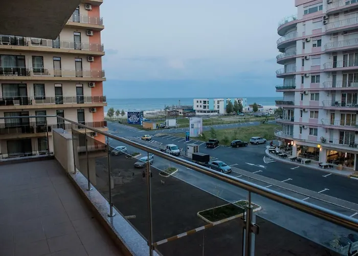 21 By The Sea شقة مامايا